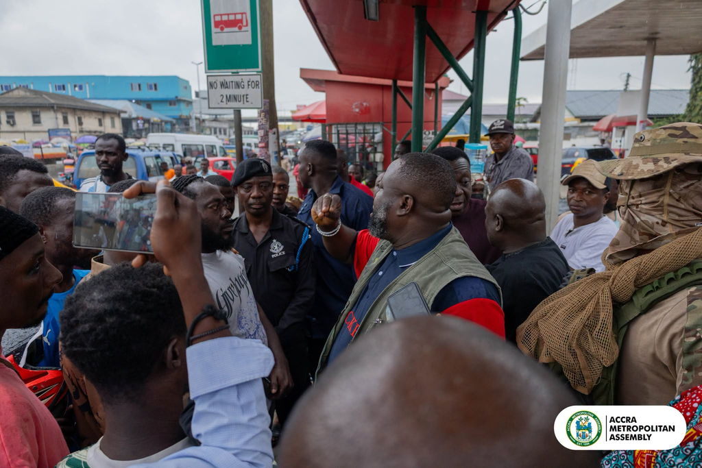 Photos: AMA steps up enforcement to clear...
